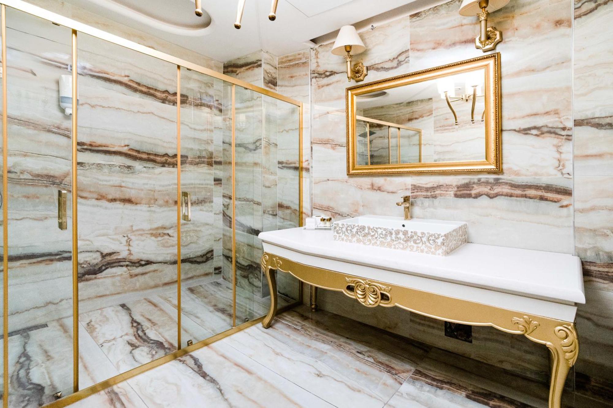 Golden Pars Hotel (Adults Only) Bursa Exteriör bild